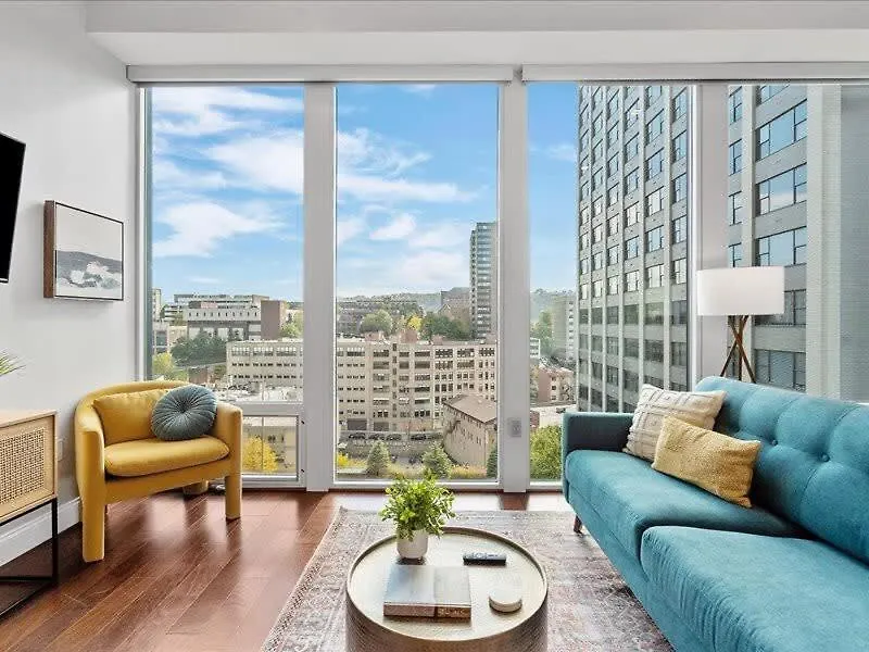 Apartment Cozysuites Trendy 1Br Ppg Paints Arena Pitts Pittsburgh